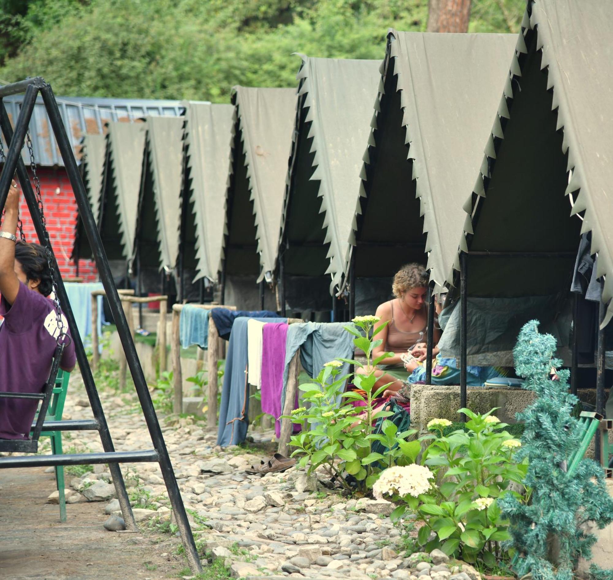 Himtrek Riverside Camps, Касоль Экстерьер фото