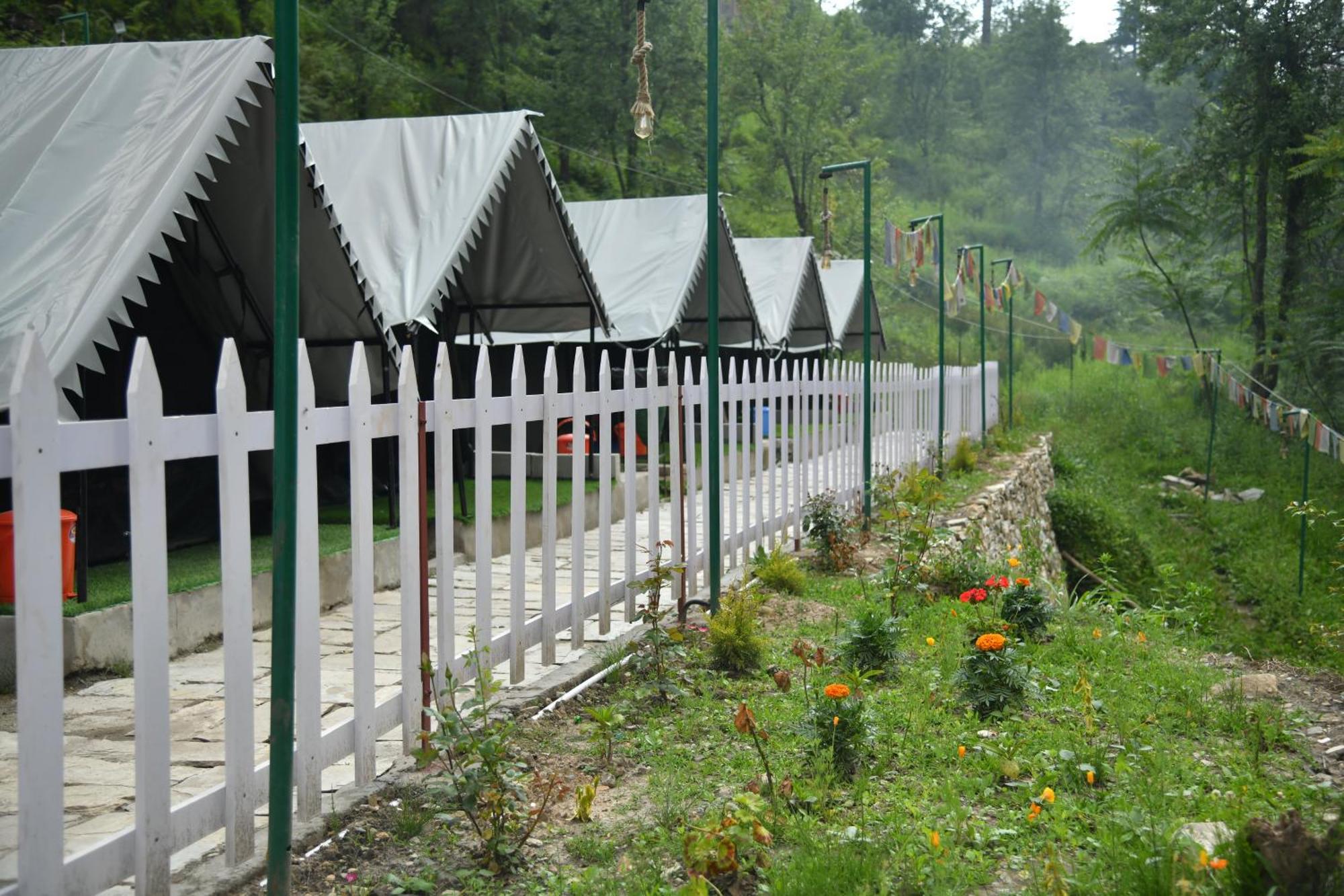 Himtrek Riverside Camps, Касоль Экстерьер фото